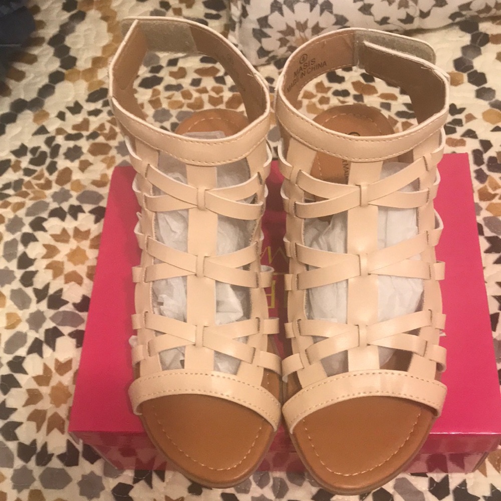 Gladiator sandals for Girls by Catherine Malan; size 4; color: beige